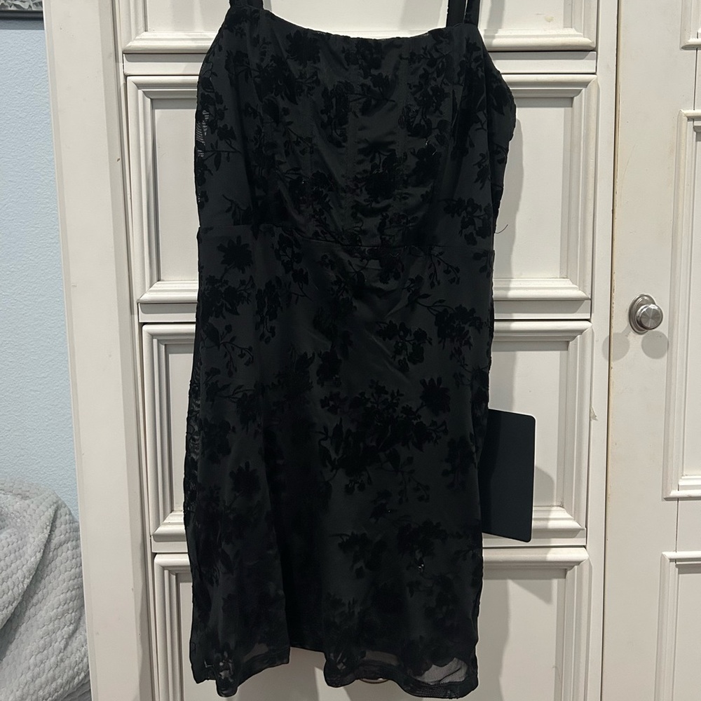 Lulus Black homecoming dress, size M